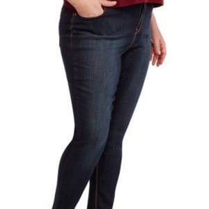 Plus Size Stretch 5 Pocket Dark Wash Skinny Jeans
